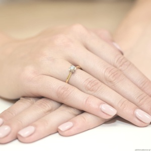 Pierścionek W047 Diament 0,30ct żółte złoto