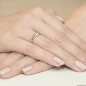 Pierścionek W207 Diament 0,10ct żółte złoto