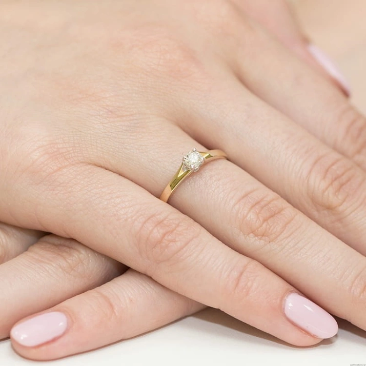 Pierścionek W240 Diament 0,20ct żółte złoto