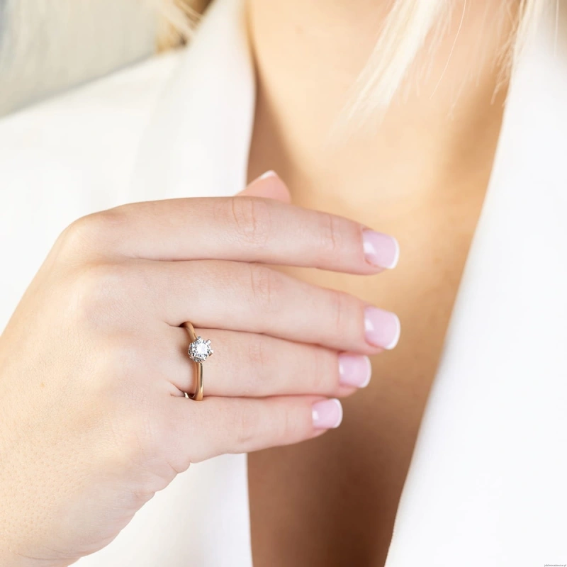 Pierścionek W267 Diament 0,30ct żółte złoto