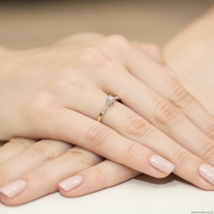 Pierścionek W382 Diament 0,15ct żółte złoto