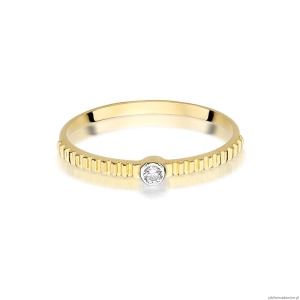 Pierścionek W512 Diament 0,04ct żółte złoto
