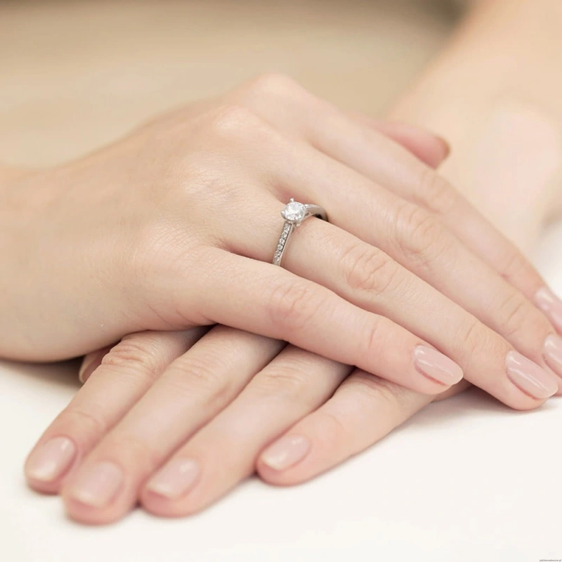 Pierścionek W052 Diament 0,50ct białe złoto