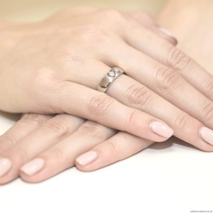 Pierścionek W071 Diament 0,10ct białe złoto