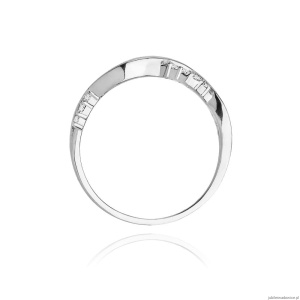 Pierścionek W096 z diamentami białe złoto