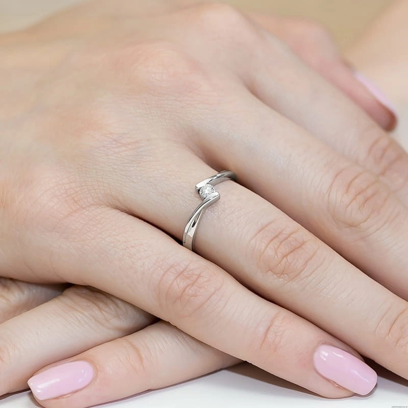 Pierścionek W180 Diament 0,10ct białe złoto