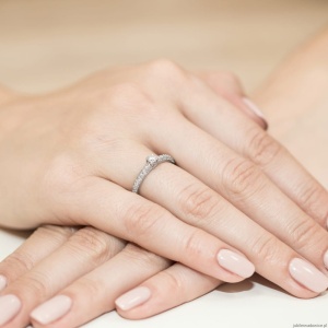 Pierścionek W200 Diament 0,15ct białe złoto