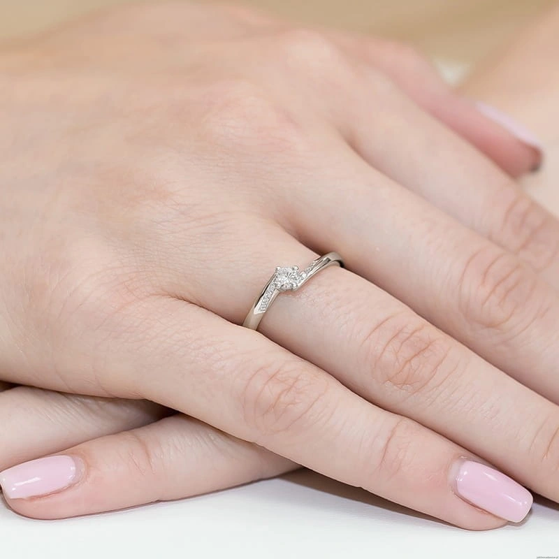 Pierścionek W262 Diament 0,15ct białe złoto