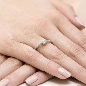 Pierścionek W273 Diament 0,05ct białe złoto