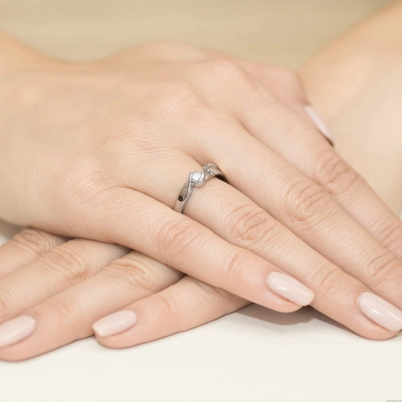 Pierścionek W278 Diament 0,15ct białe złoto