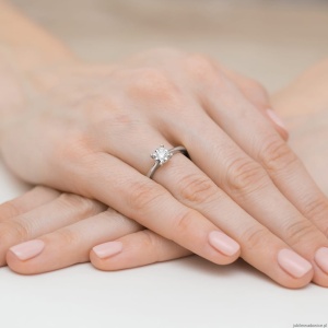 Pierścionek W447 Diament 0,20ct białe złoto