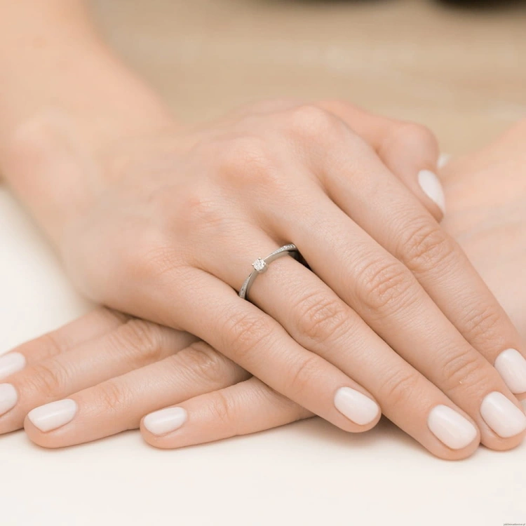 Pierścionek W465 Diament 0,01ct białe złoto