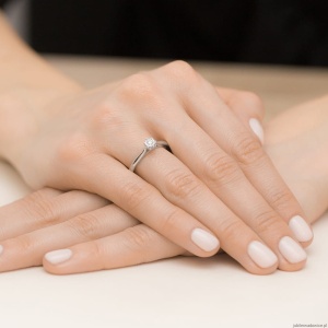 Pierścionek W468 Diament 0,08ct białe złoto