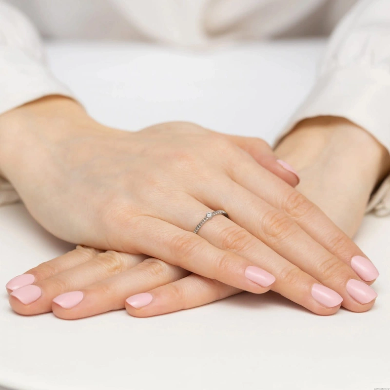 Pierścionek W512 Diament 0,04ct białe złoto