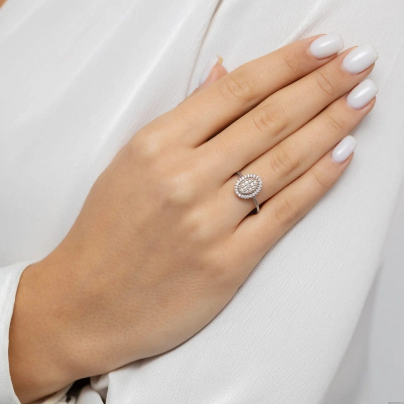 Pierścionek W570 z diamentami białe złoto