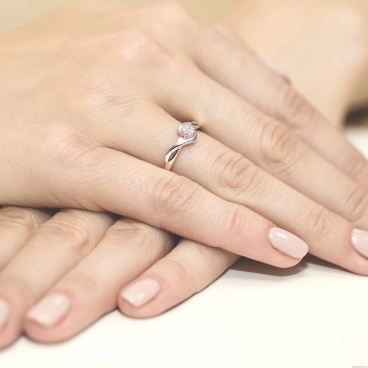 Pierścionek W022 Diament 0,04ct różowe złoto