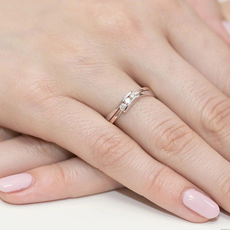 Pierścionek W159 z diamentami różowe złoto