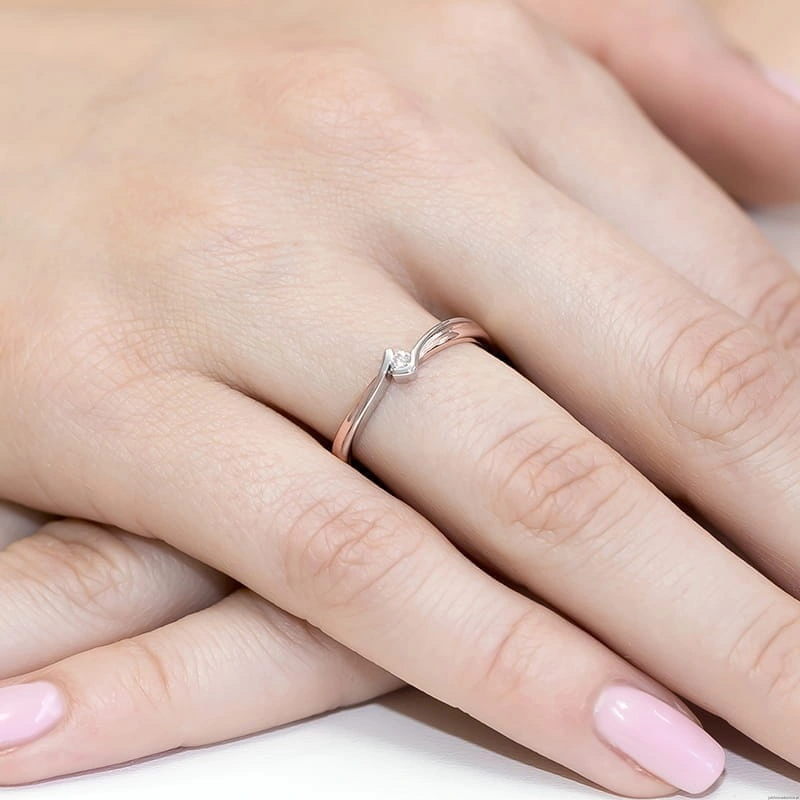 Pierścionek W181 Diament 0,04ct różowe złoto