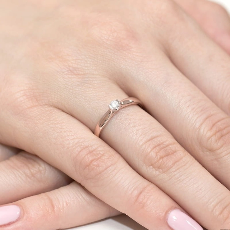 Pierścionek W223 Diament 0,10ct różowe złoto