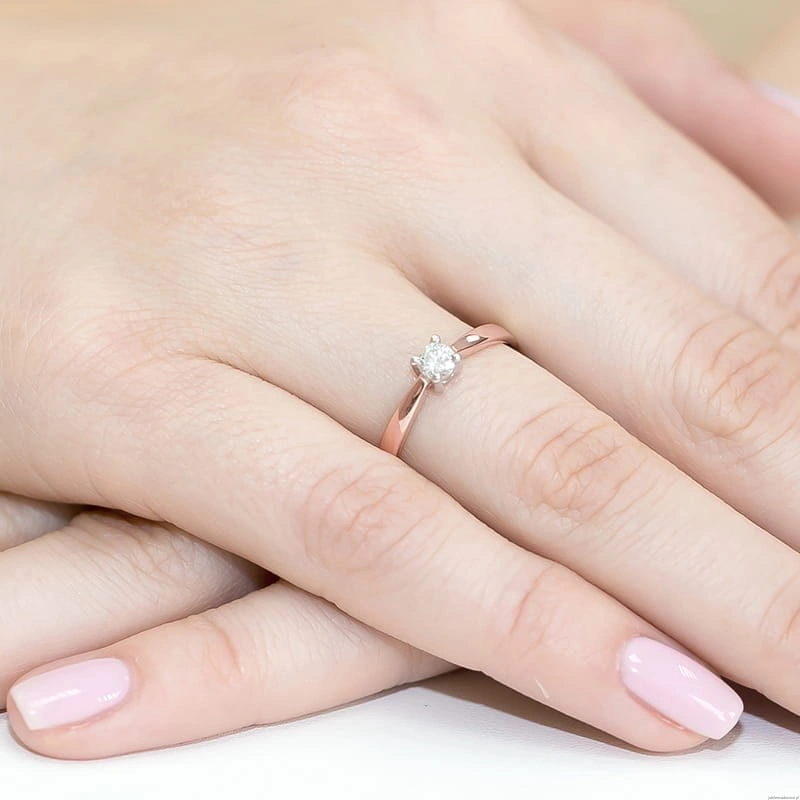 Pierścionek W242 Diament 0,20ct różowe złoto