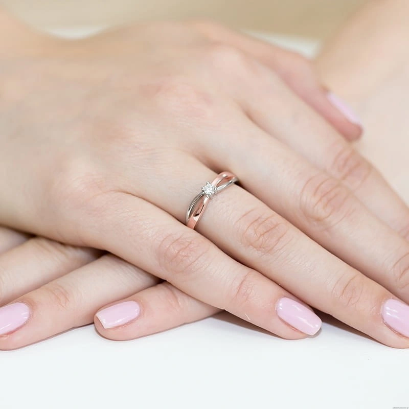 Pierścionek W248 Diament 0,10ct różowe złoto