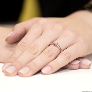 Pierścionek W258 Diament 0,15ct różowe złoto