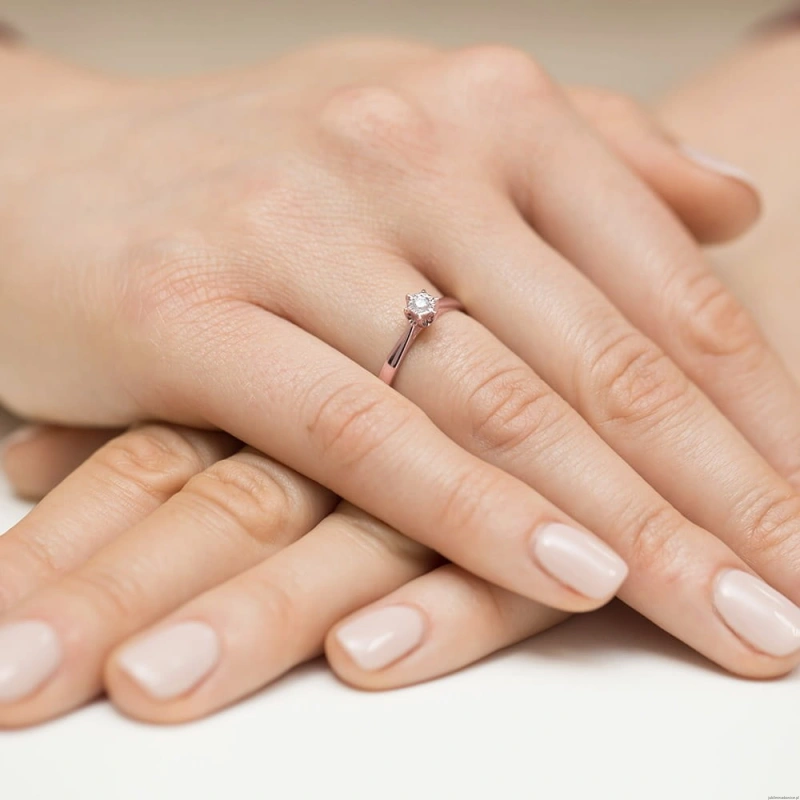 Pierścionek W426 Diament 0,05ct różowe złoto
