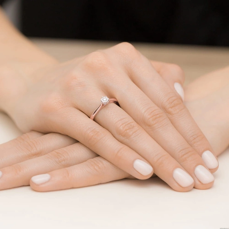 Pierścionek W468 Diament 0,08ct różowe złoto