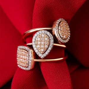 Pierścionek W570 z diamentami różowe złoto