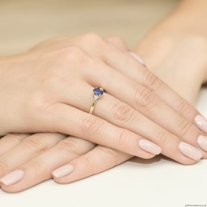 Pierścionek W301 Szafir 0,70ct żółte złoto