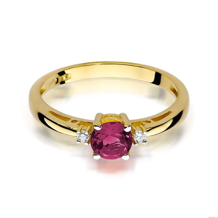 Pierścionek W010 Rubin 0,60ct żółte złoto