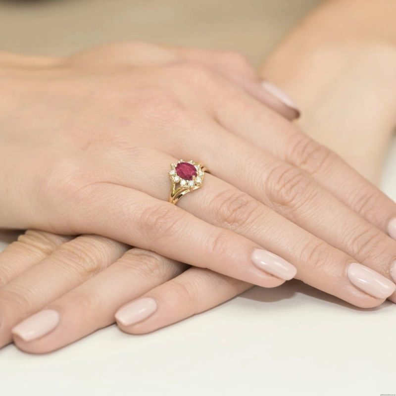 Pierścionek W037 Rubin 1,00ct żółte złoto