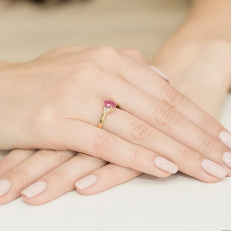 Pierścionek W308 Rubin 1,00ct żółte złoto