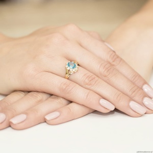 Pierścionek W037 Topaz 0,90ct żółte złoto