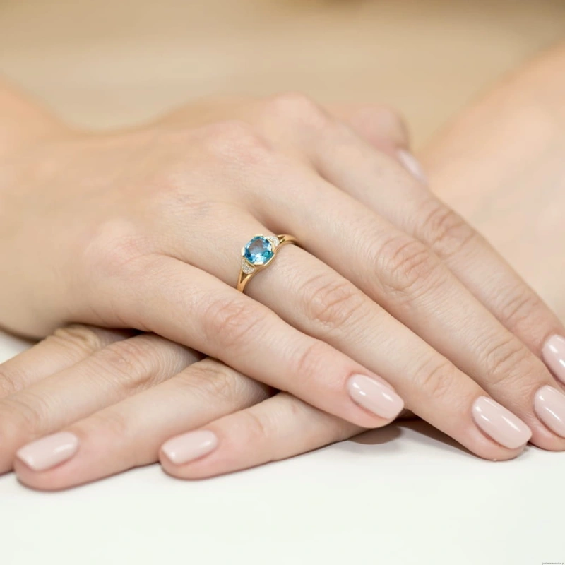 Pierścionek W040 Topaz 1,10ct żółte złoto
