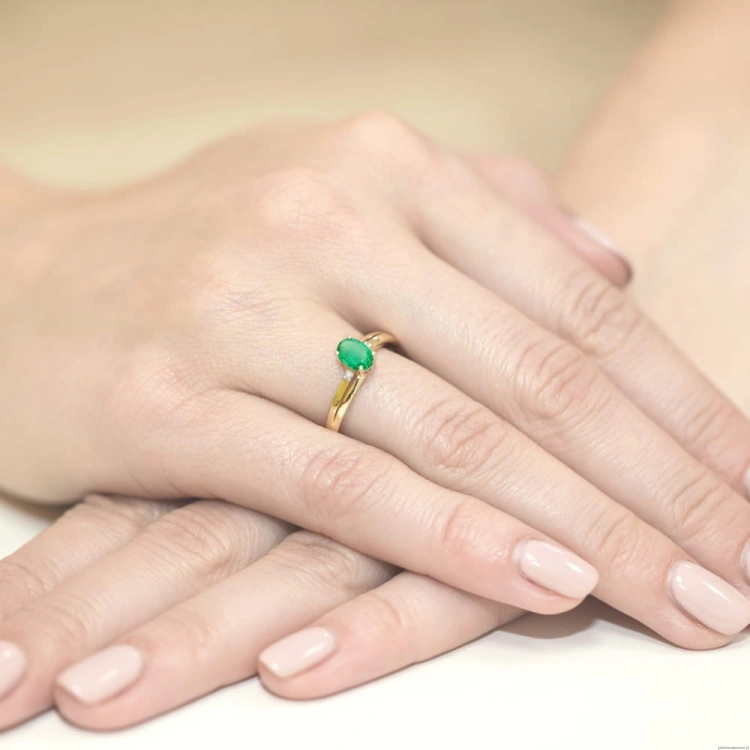 Pierścionek W068 Smaragd 0,40ct żółte złoto