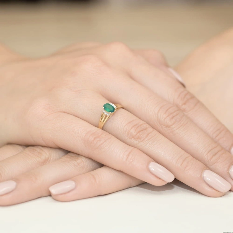 Pierścionek W005 Szmaragd 0,40ct żółte złoto