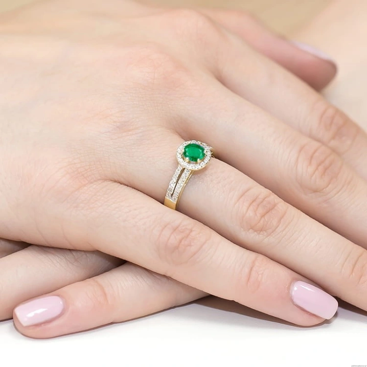 Pierścionek W087 Szmaragd 0,50ct żółte złoto