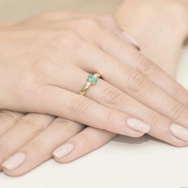 Pierścionek W264 Szmaragd 0,40ct żółte złoto