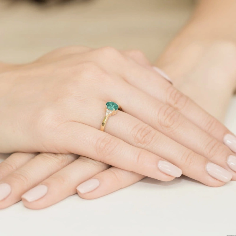 Pierścionek W308 Szmaragd 0,80ct żółte złoto