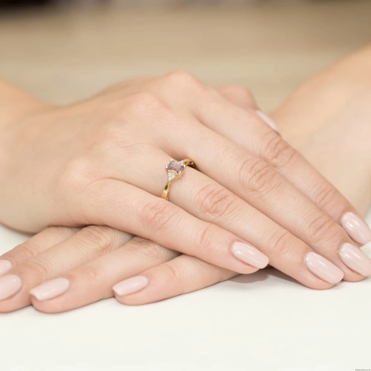 Pierścionek W002 Ametyst 0,50ct żółte złoto