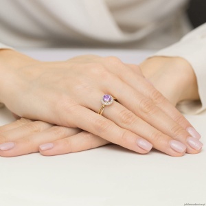 Pierścionek W538 Ametyst 0,90ct żółte złoto