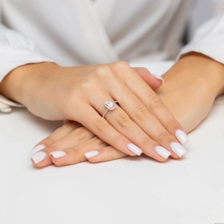Pierścionek W575 Morganit 0,60ct żółte złoto