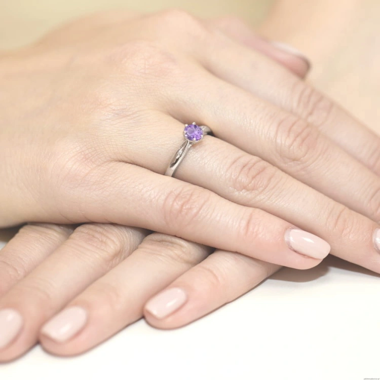 Pierścionek W074 Ametyst 0,50ct białe złoto