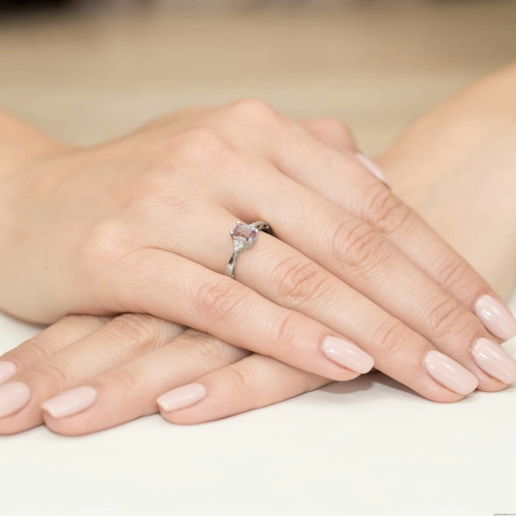 Pierścionek W002 Ametyst 0,50ct białe złoto