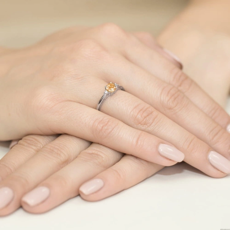 Pierścionek W010 Cytryn 0,50ct białe złoto