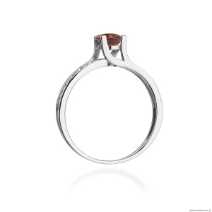 Pierścionek W106 Granat 0,60ct białe złoto