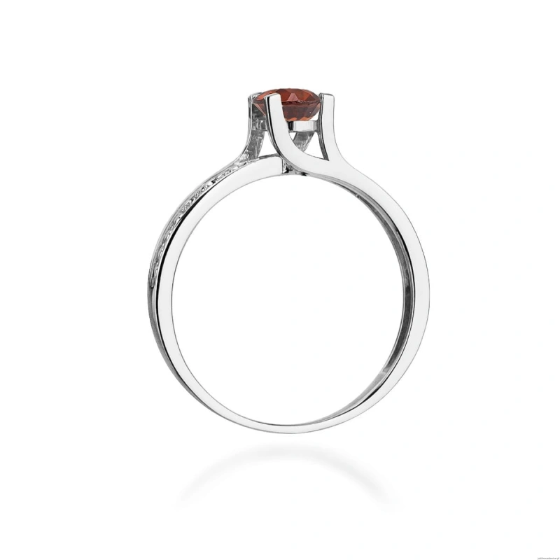 Pierścionek W106 Granat 0,60ct białe złoto