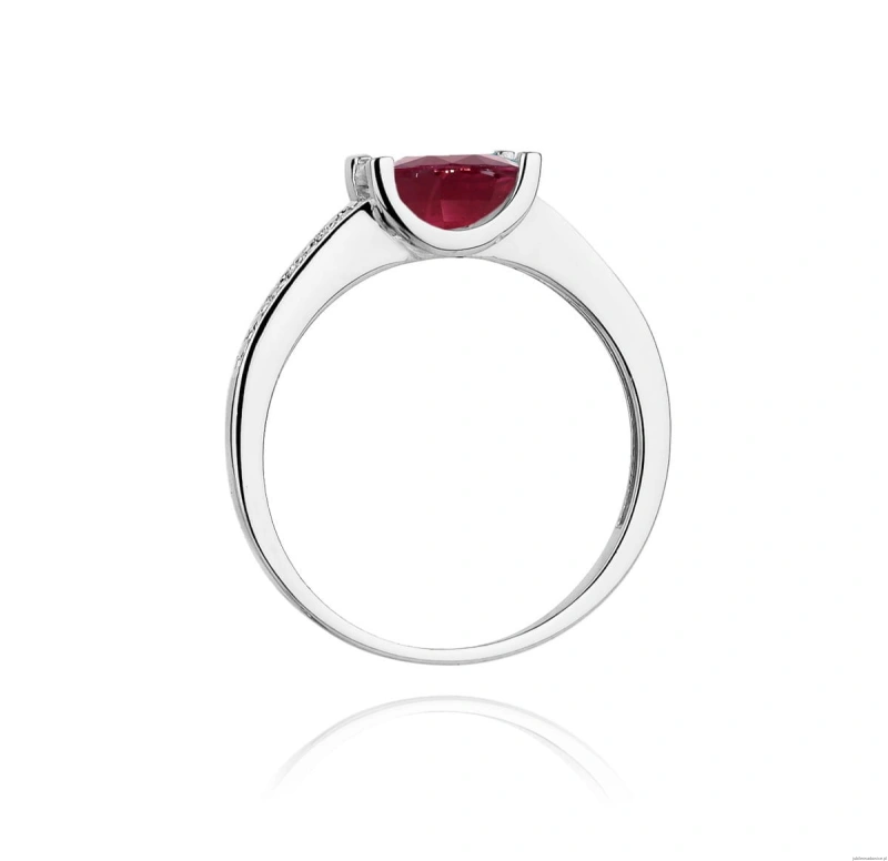 Pierścionek W105 Rubin 0,80ct białe złoto