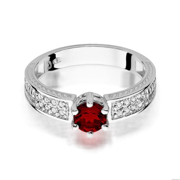 Pierścionek W075 Rubin 0,60ct białe złoto
